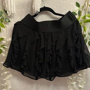 Ladies mini skirt for a night out it fits so comfortably in the waist